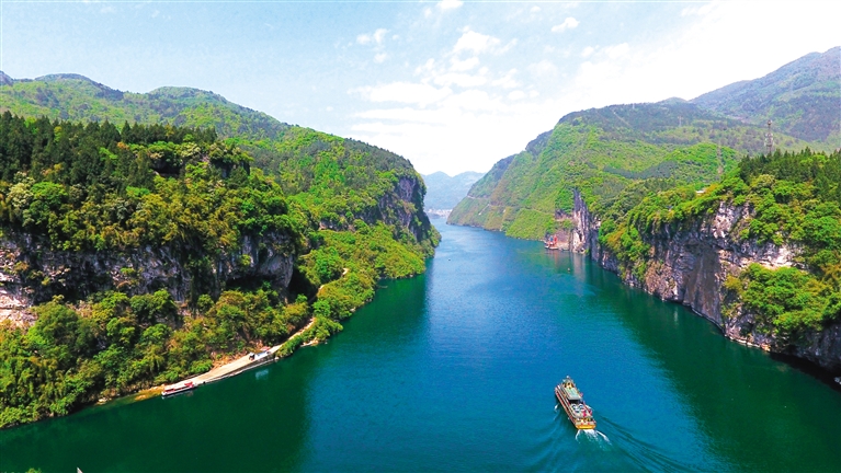 宜昌,神农架自然保护区,重庆,水苗族土县阿依河,乌江画廊