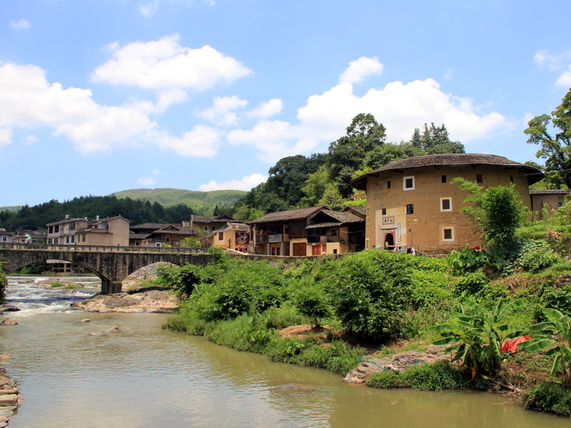 f线:"魅力 品质"厦门(鼓浪屿),永定洪坑土楼品质二日游(宿高级型酒店)