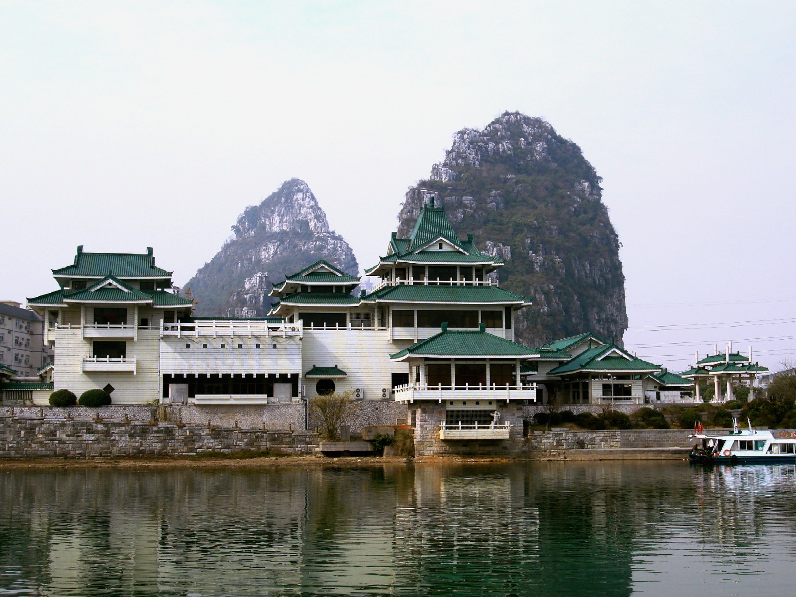 蜂行【嗨翻海桂】海南桂林北海四飞一船10日游